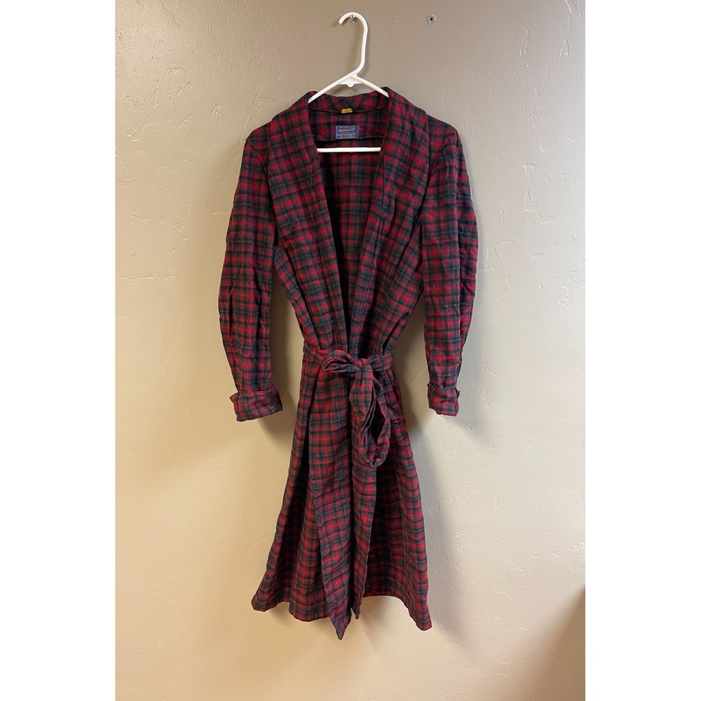 VINTAGE Pendleton Robe Mens Medium Red Wool Plaid Tartan Belt Pockets 60s USA